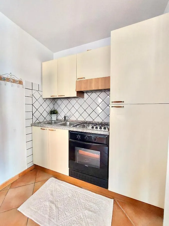 Jennas-Libeccio Apartment Àrbatax