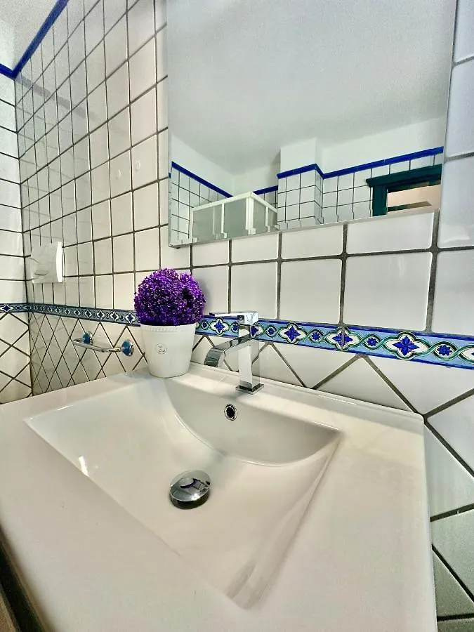 Jennas-Libeccio Apartment Àrbatax