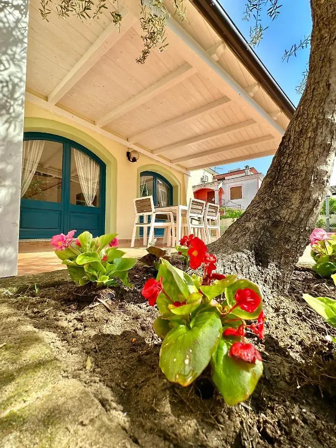 Jennas-Libeccio Apartment Àrbatax