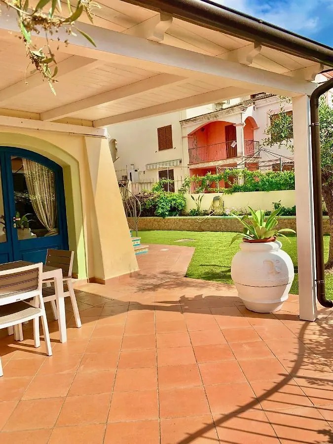Jennas-Libeccio Apartment Àrbatax