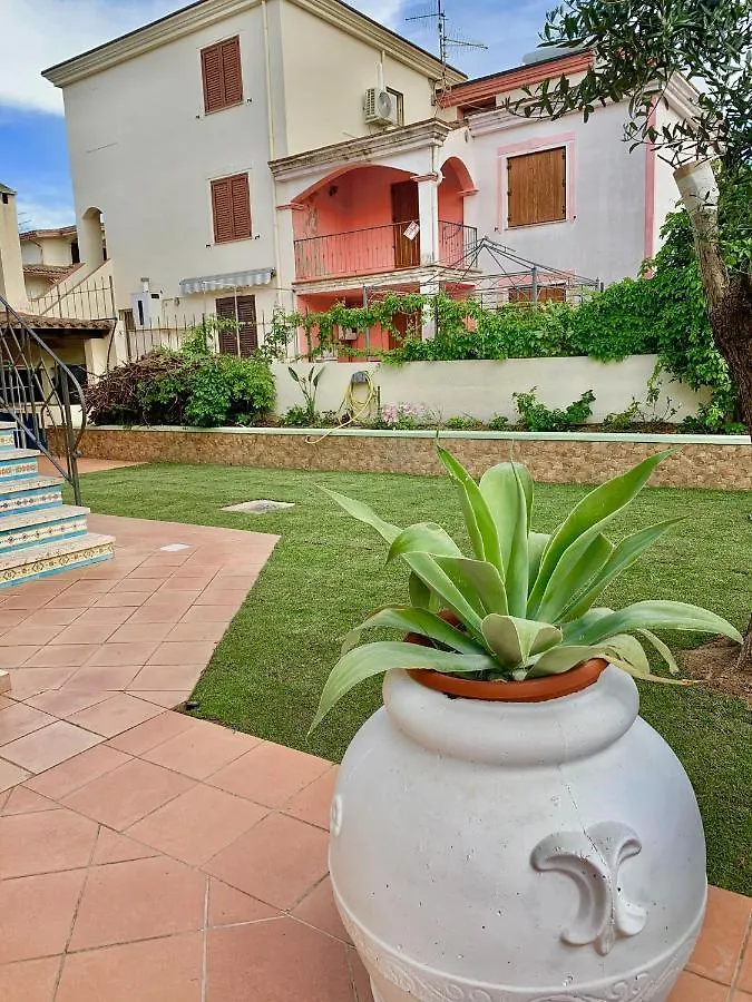 Jennas-Libeccio Apartment Àrbatax Itálie